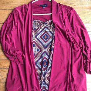 Quarter length sleeve top